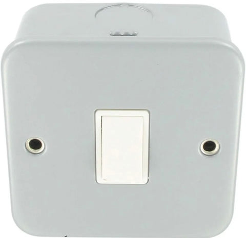 1 Gang 2 Way Metal Clad Single Switch Light Switch