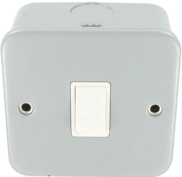 1 Gang 2 Way Metal Clad Single Switch Light Switch